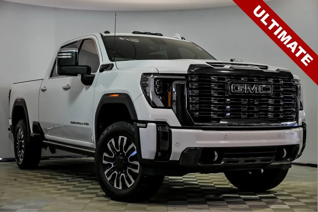 2024 GMC Sierra 4WD Crew Cab Long Box Denali Ultimate's photo