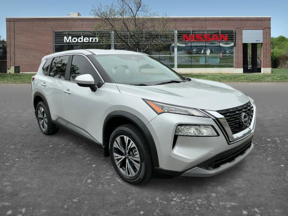 Used 2023 Brilliant Silver Metallic Nissan SV image 8