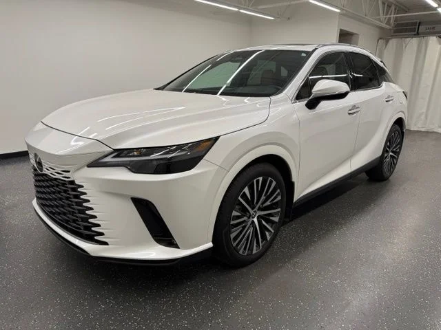 Used 2023 White Lexus 350 Premium Plus image 5