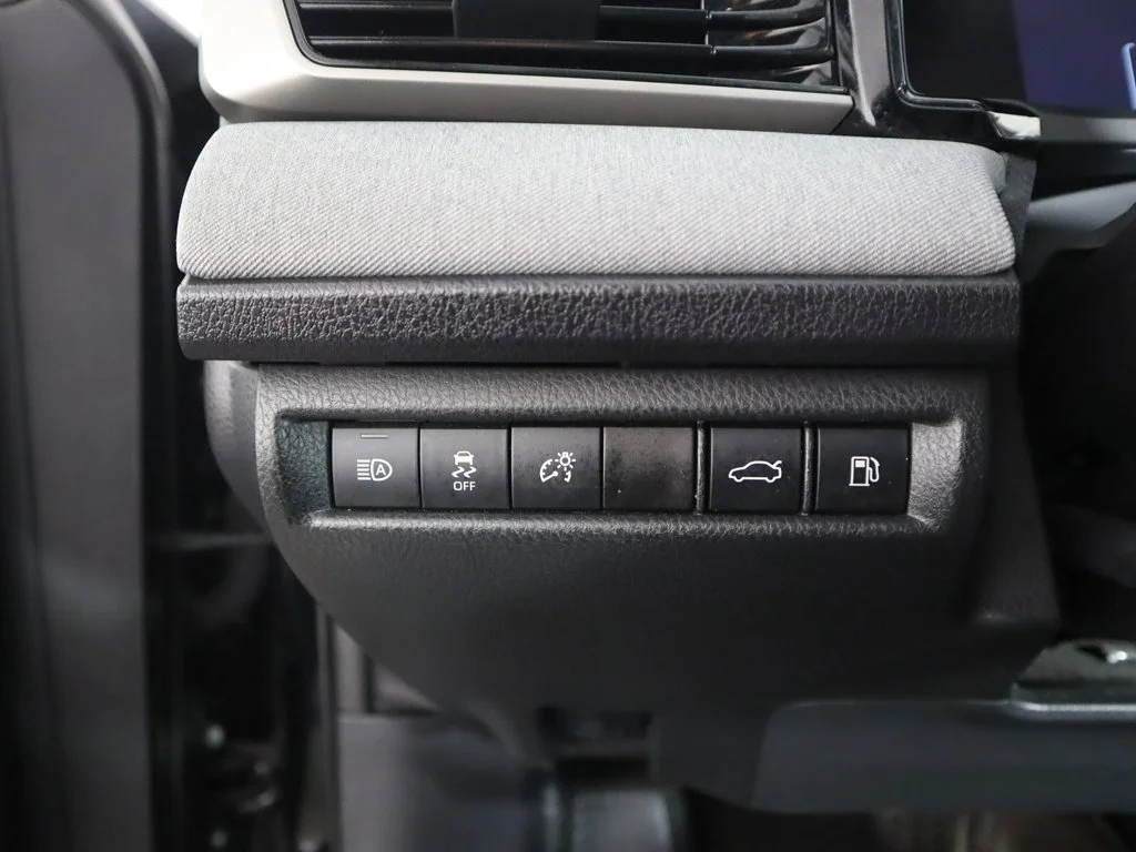 Used 2025 Midnight Black Metallic Toyota LE image 33