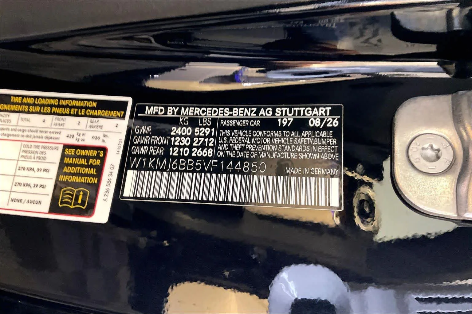New 2027 Obsidian Black Metallic Mercedes-Benz CLE 450 image 12