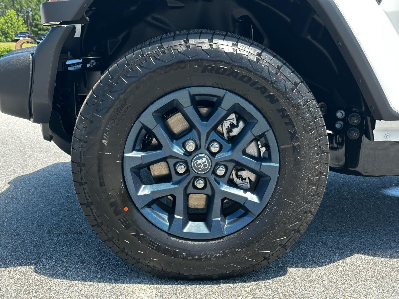 New 2026 Bright White Clear-Coat Exterior Paint Jeep 85th Anniversary image 21