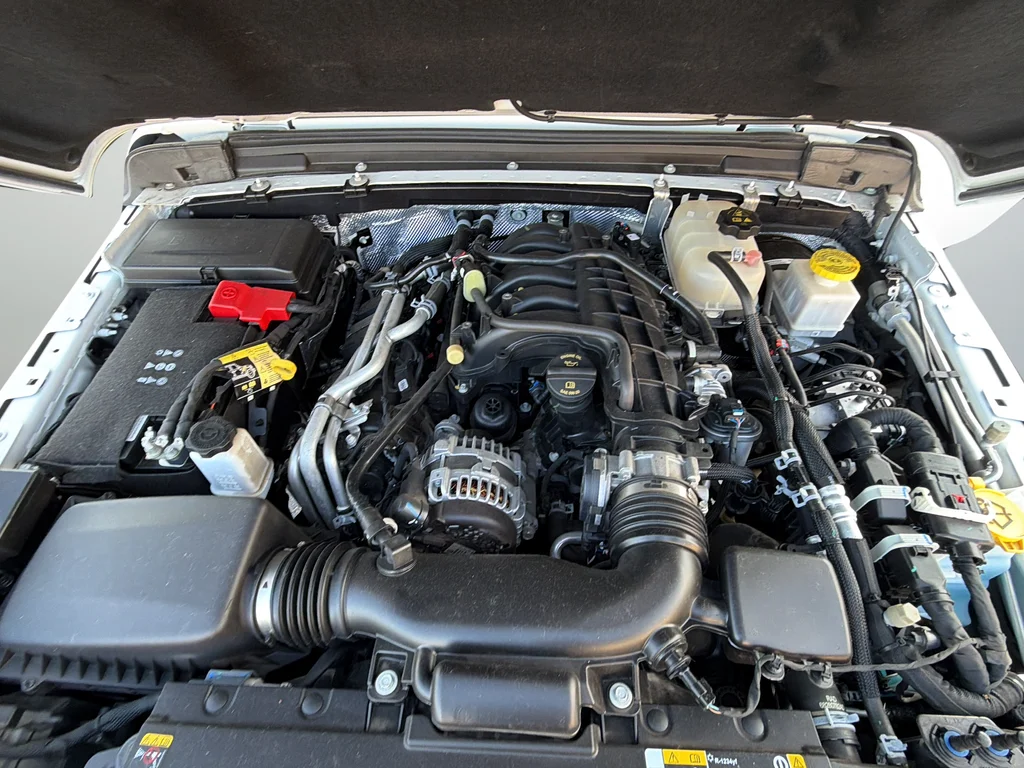 Used 2024 White Jeep Rubicon image 39
