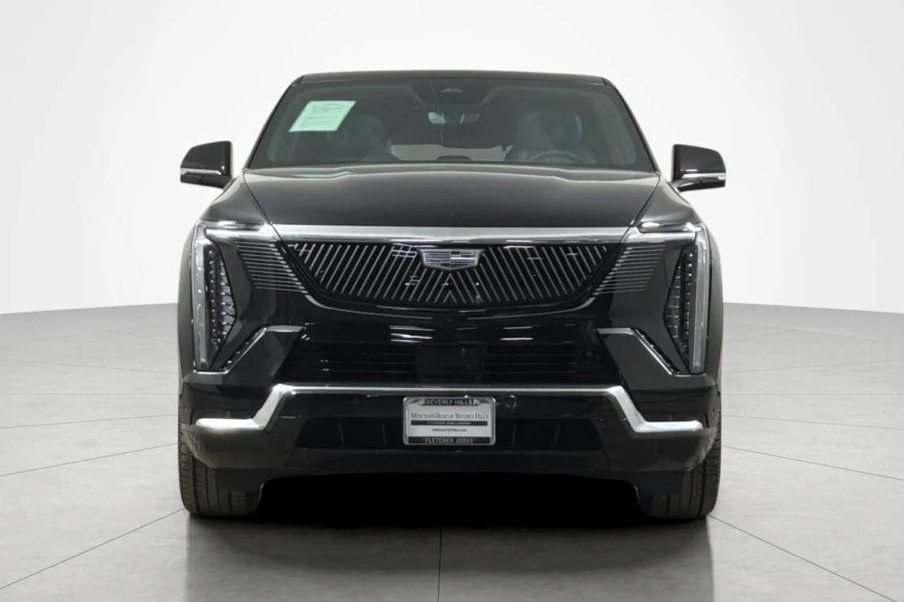 Used 2025 Black Raven Cadillac Luxury 2 image 8
