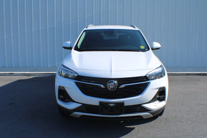 Used 2023 Summit White Buick Select image 16