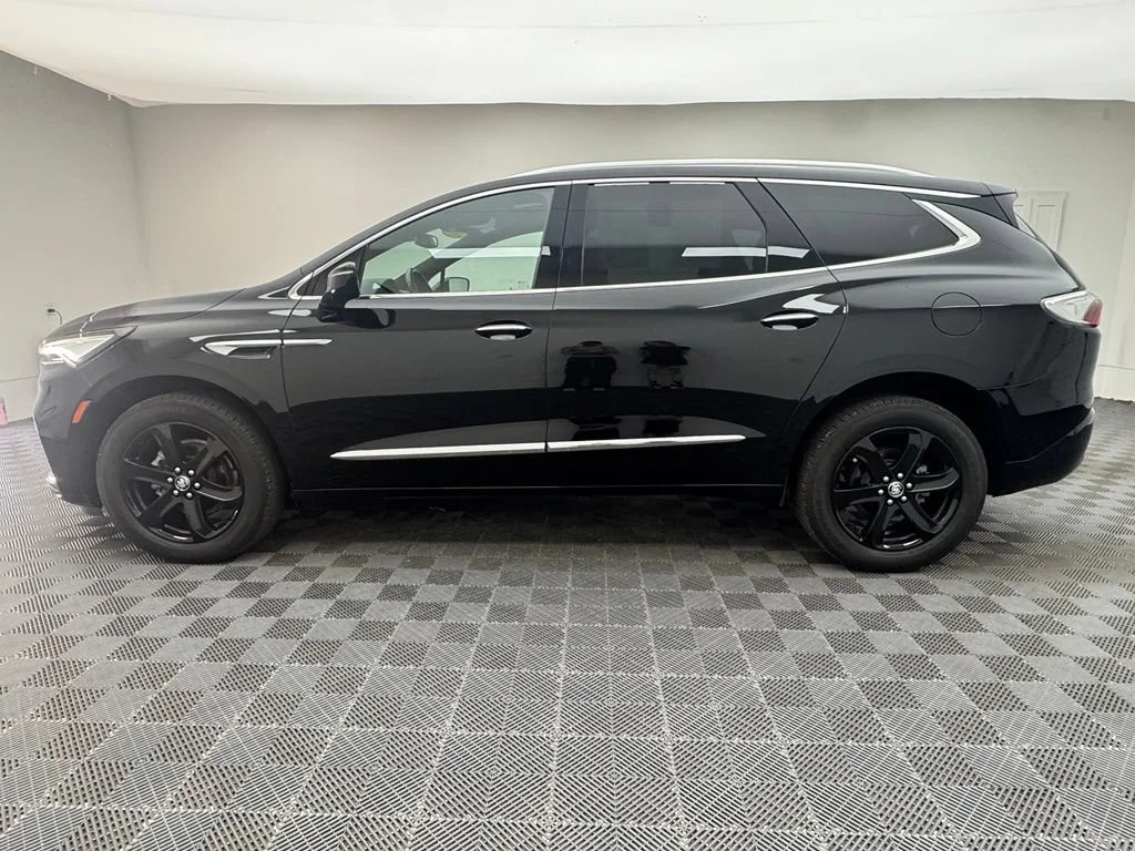 Used 2023 Ebony Twilight Metallic Buick Essence image 13