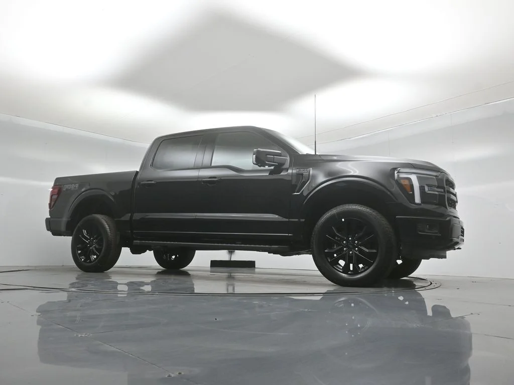 New 2026 Agate Black Metallic Ford Lariat image 3