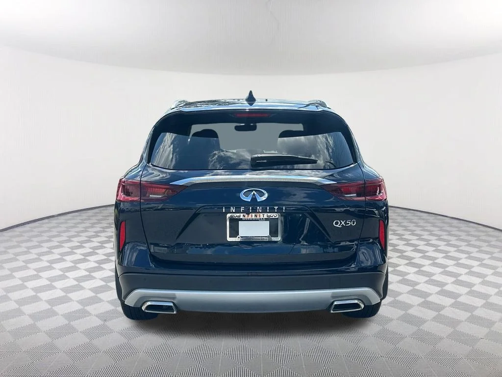 Certified Used 2024 Blue INFINITI LUXE image 6