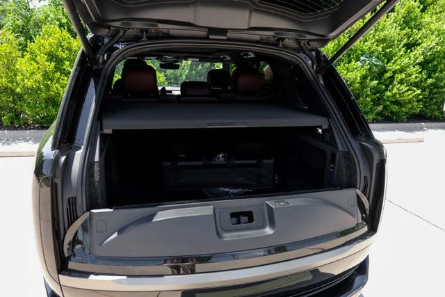 New 2026 Black Land Rover SE image 64