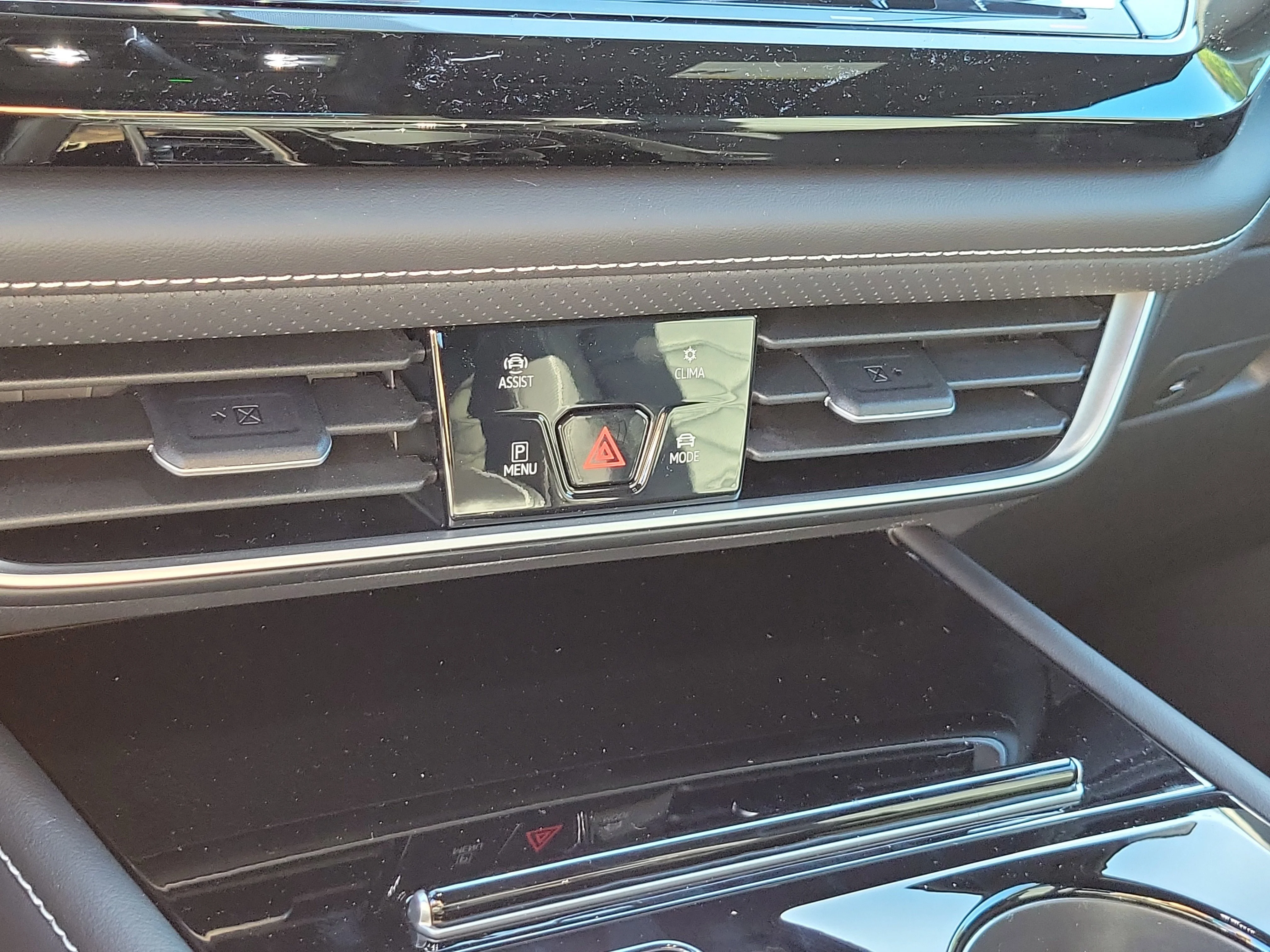 New 2026 Gray Volkswagen 2.0T SE w/Technology image 29
