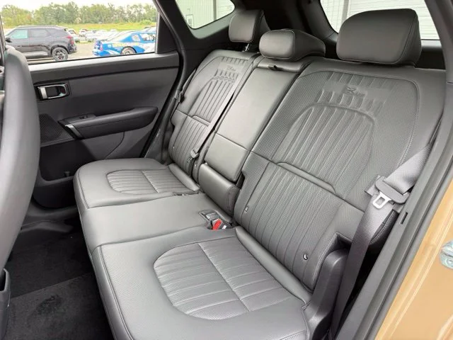 New 2027 Brown Kia X-Line S image 22
