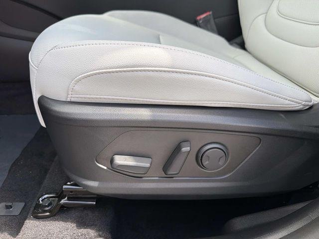 New 2027 Gray Hyundai SEL Activity AWD image 10