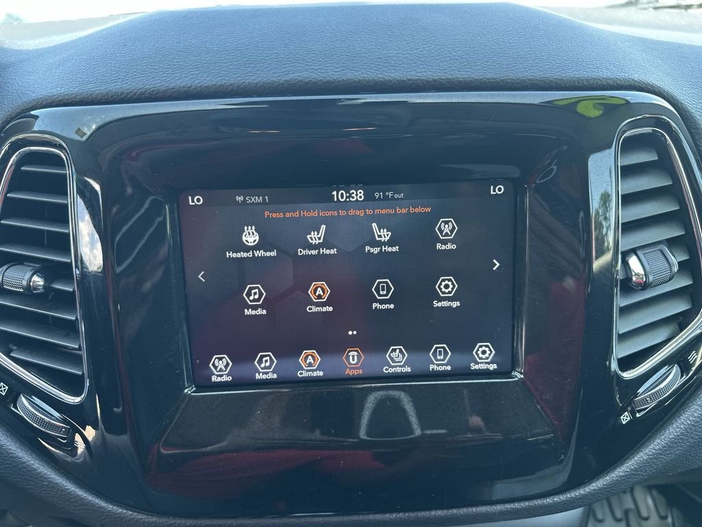 Used 2021  Jeep Altitude image 26