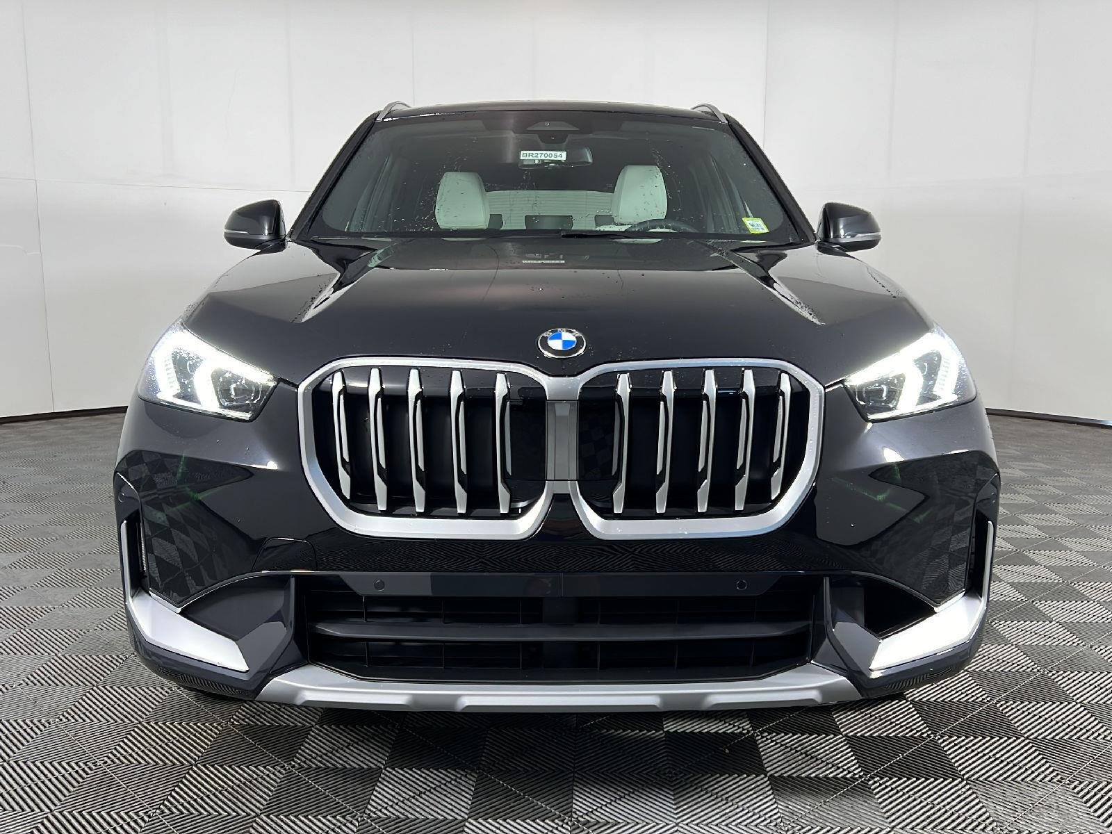 New 2027 Black Sapphire Metallic BMW xDrive28i image 5
