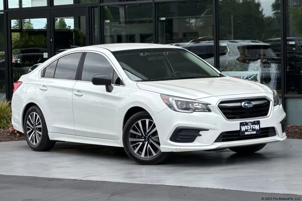 2019 Subaru Legacy 2.5i's photo
