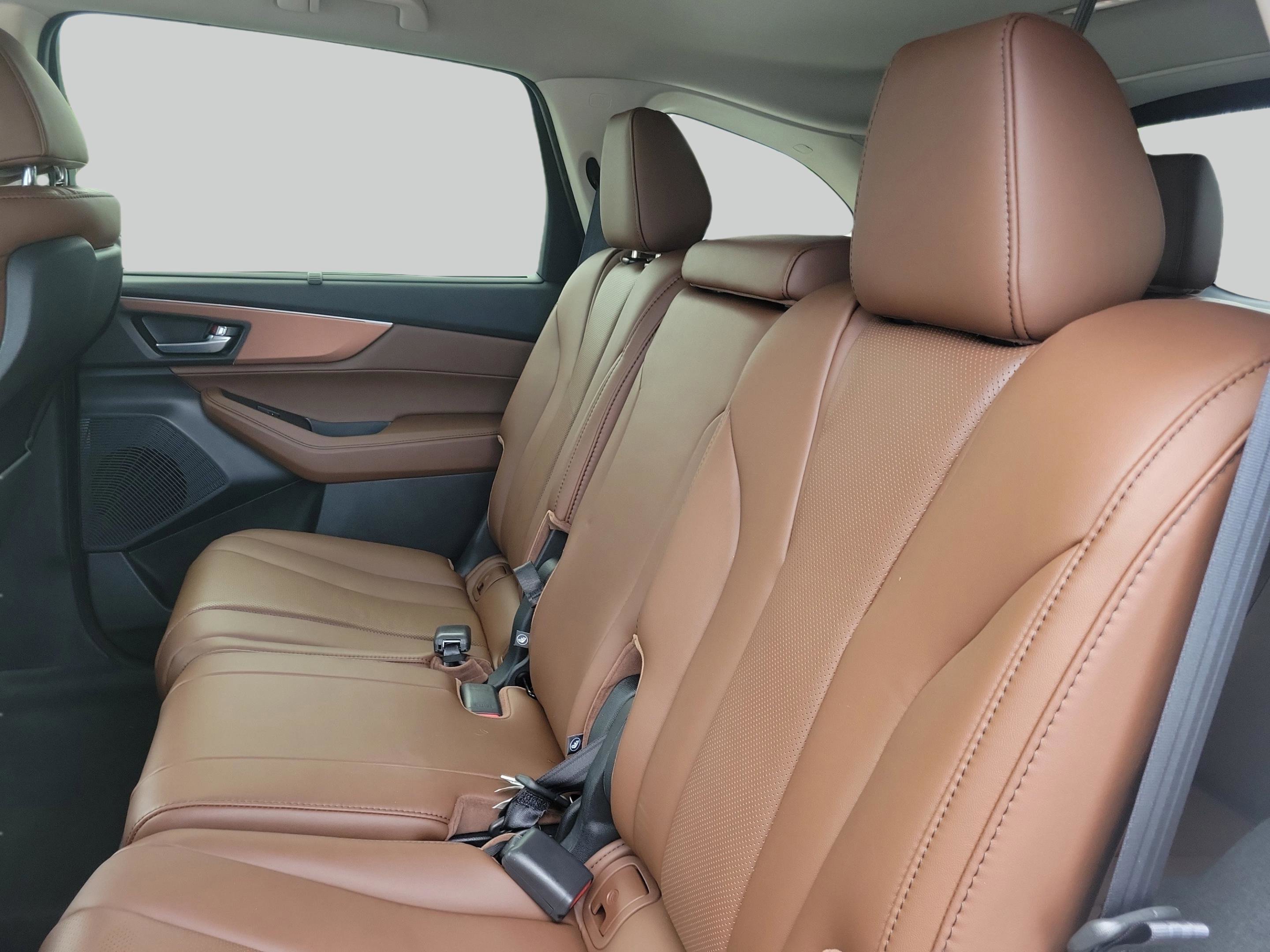 Used 2023 White Acura Technology image 11