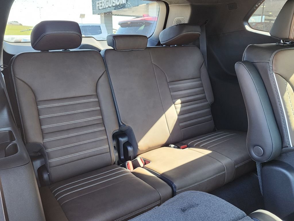 2026 GMC Acadia Denali Ultimate - Photo 52