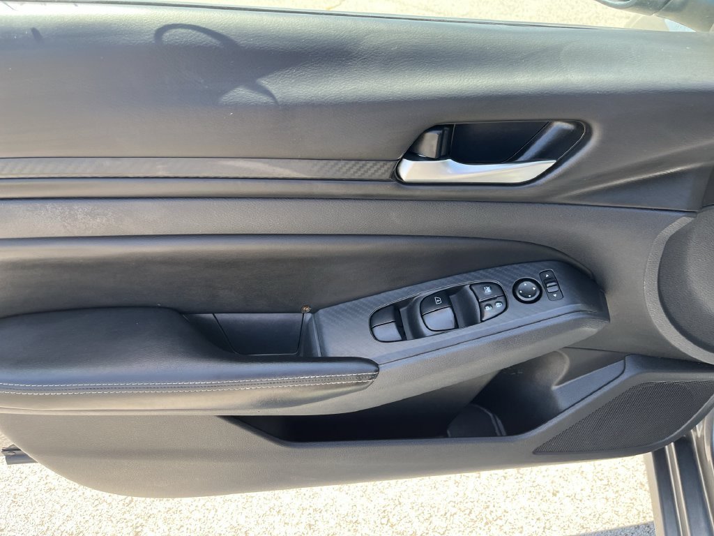 Used 2024 Gray Nissan 2.5 SV image 13