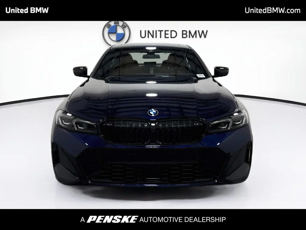 New 2026 Tanzanite Blue II Metallic BMW 330i xDrive image 2