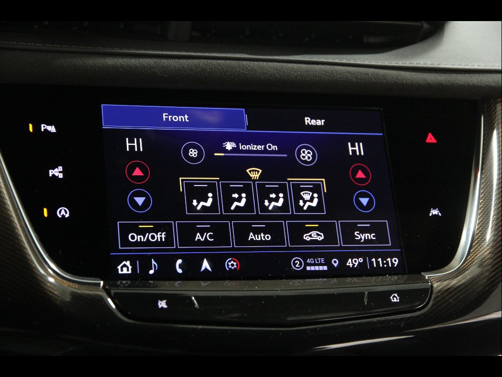 2025 Cadillac XT6 Premium Luxury - Photo 14