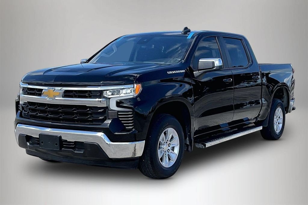 Used 2023 Black Chevrolet LT image 2