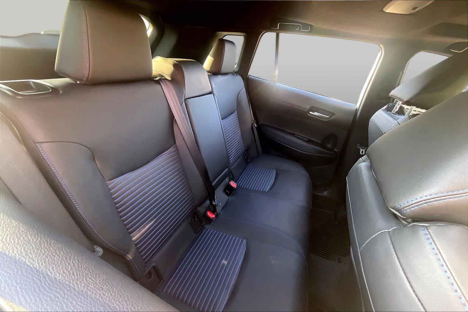 Used 2025 Wind Chill Pearl Toyota Hybrid XSE image 20