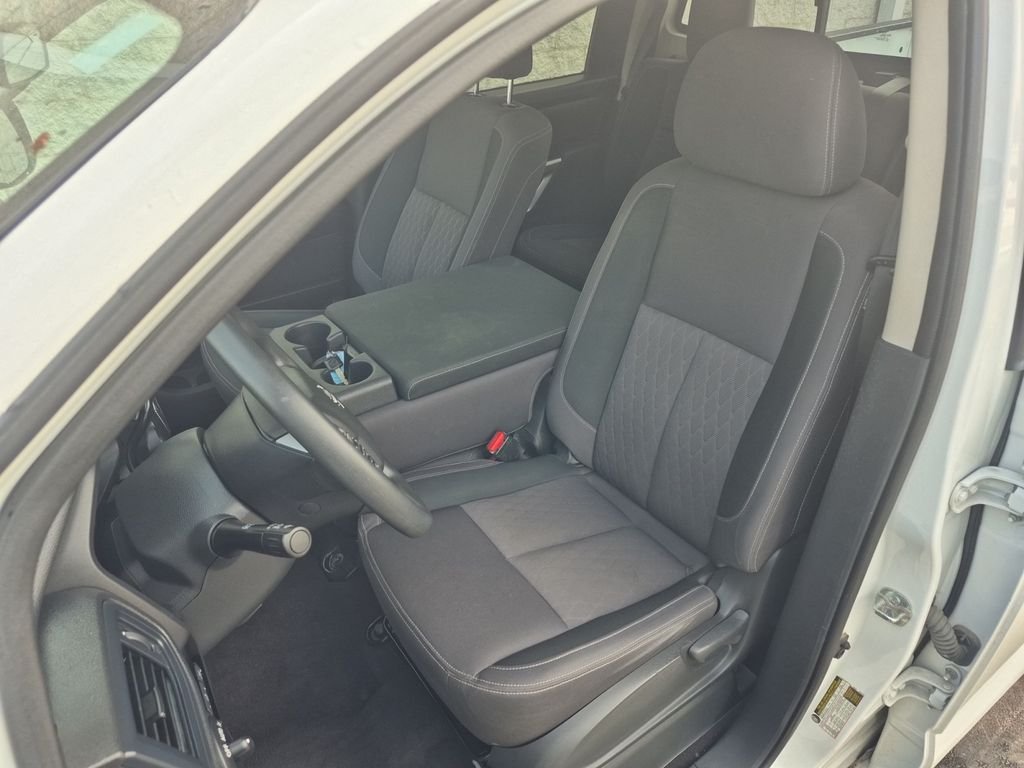 2023 Nissan Titan SV - Photo 16