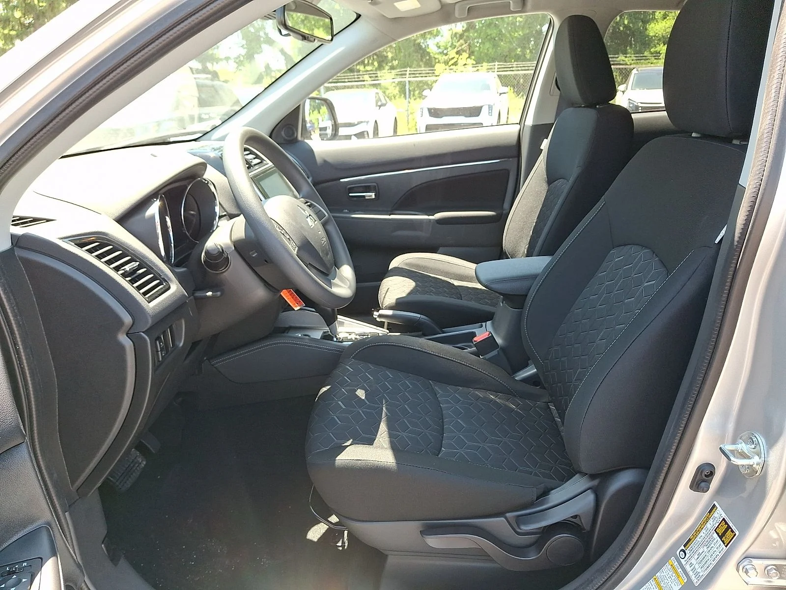 New 2026 Silver Mitsubishi 2.0 ES image 14