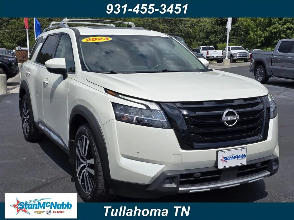 Used 2023 White Nissan Platinum 4WD image 1