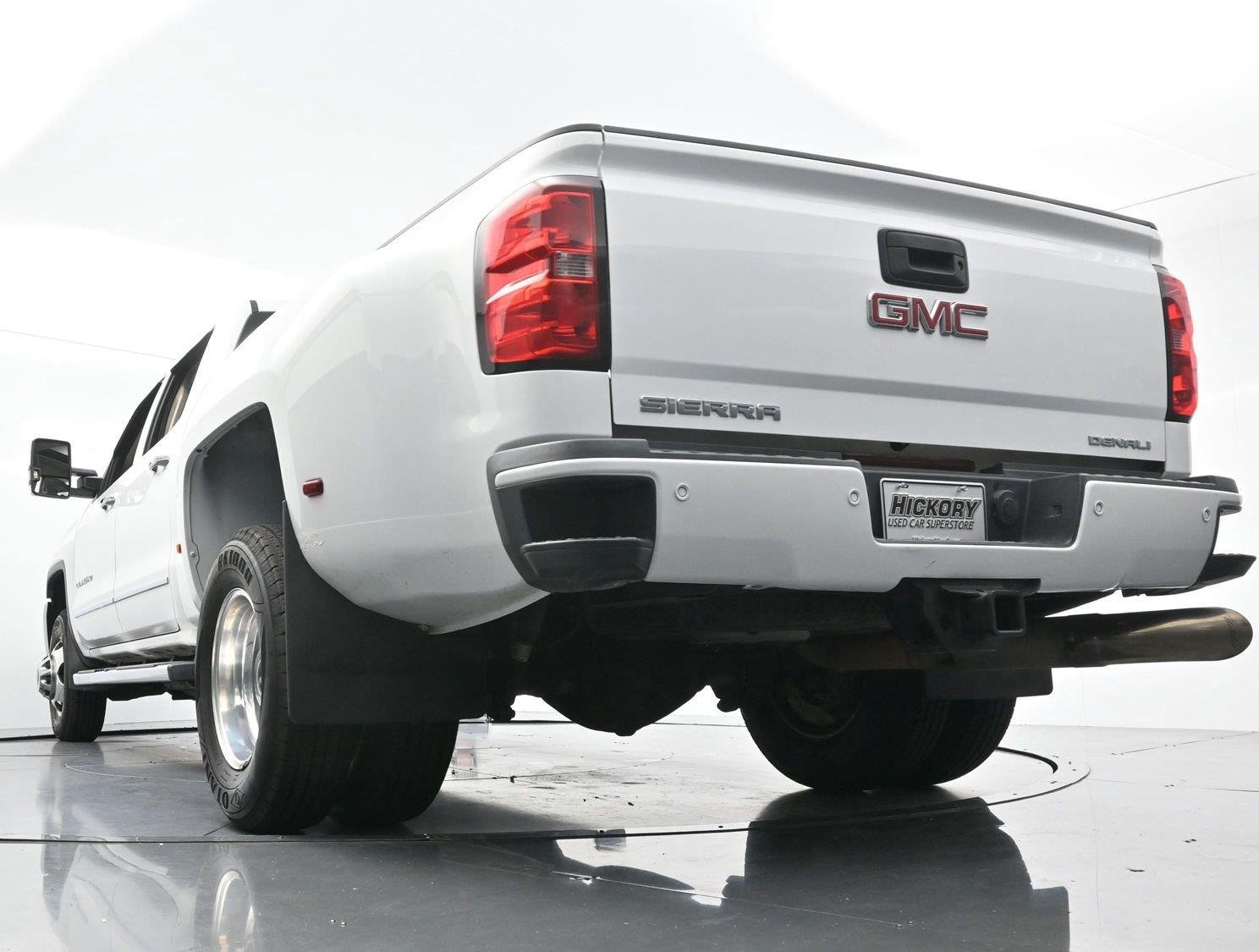 Used 2016 Summit White GMC Denali image 50