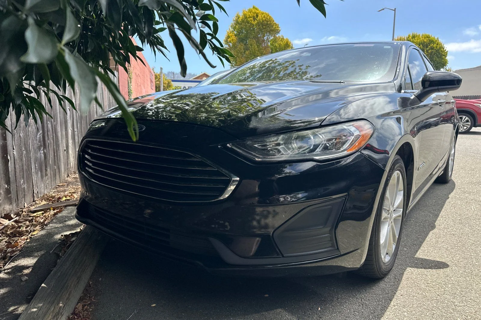 Used 2019 Black Ford SE image 3
