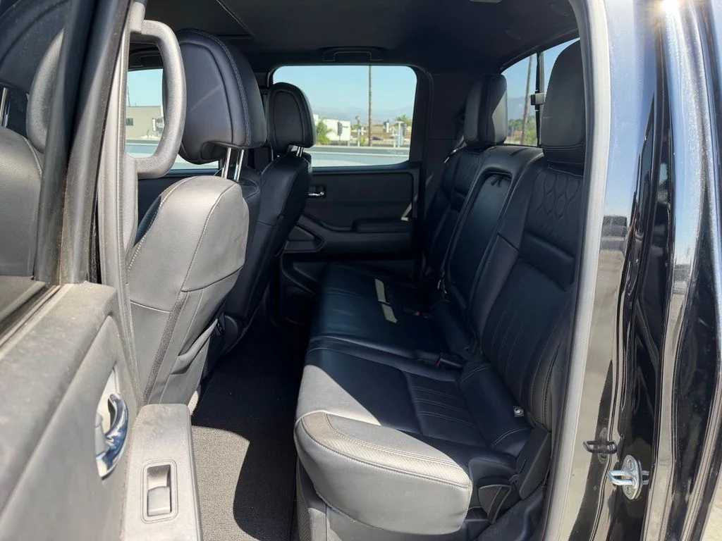 Used 2022 Black Nissan PRO-X image 4