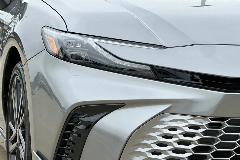 New 2026 Heavy Metal with Midnight Black Metallic roof <sup>1</sup> Toyota  XSE image 29