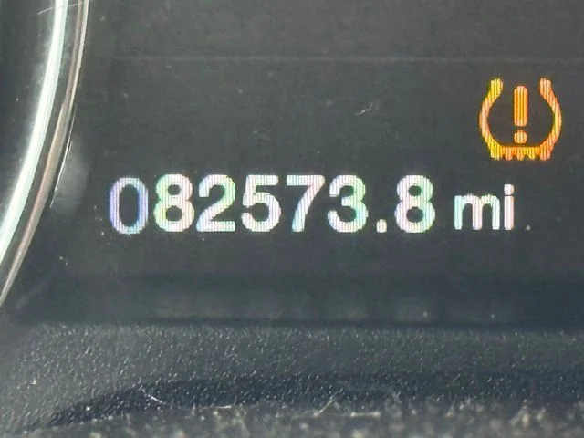 Used 2015 Red Ford Platinum image 21