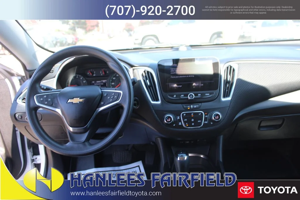 Used 2020 White Chevrolet LT image 17