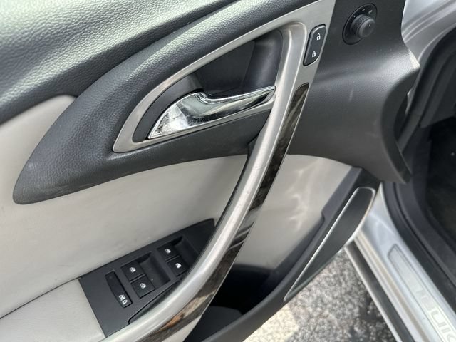 Used 2013 QUICKSILVER METALLIC Buick Convenience Group image 17