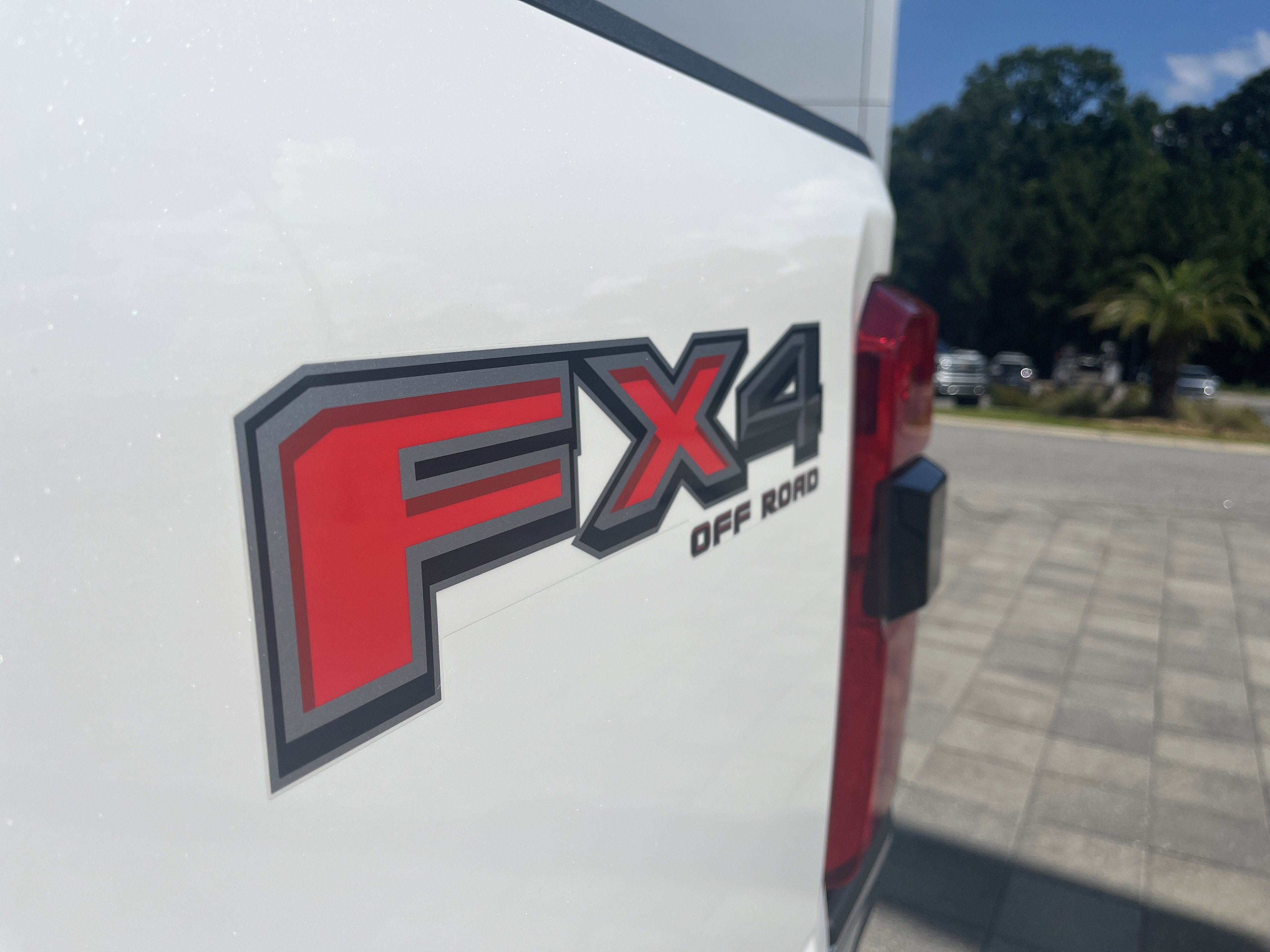 New 2026 Star White Metallic Tri-Coat Ford F-250® King Ranch® image 12