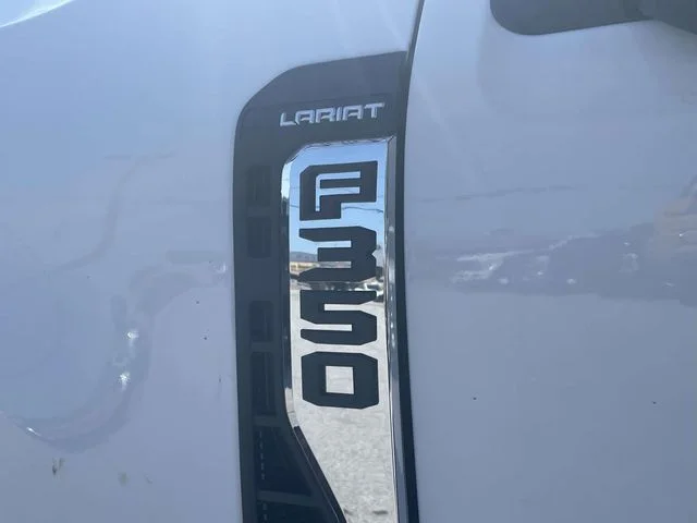 New 2026 Oxford White Ford Lariat image 6