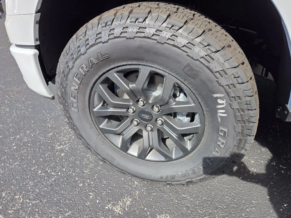 New 2026 Oxford White Ford Tremor® image 29
