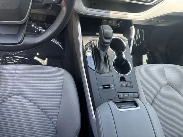 Used 2022 Gray Toyota L image 23