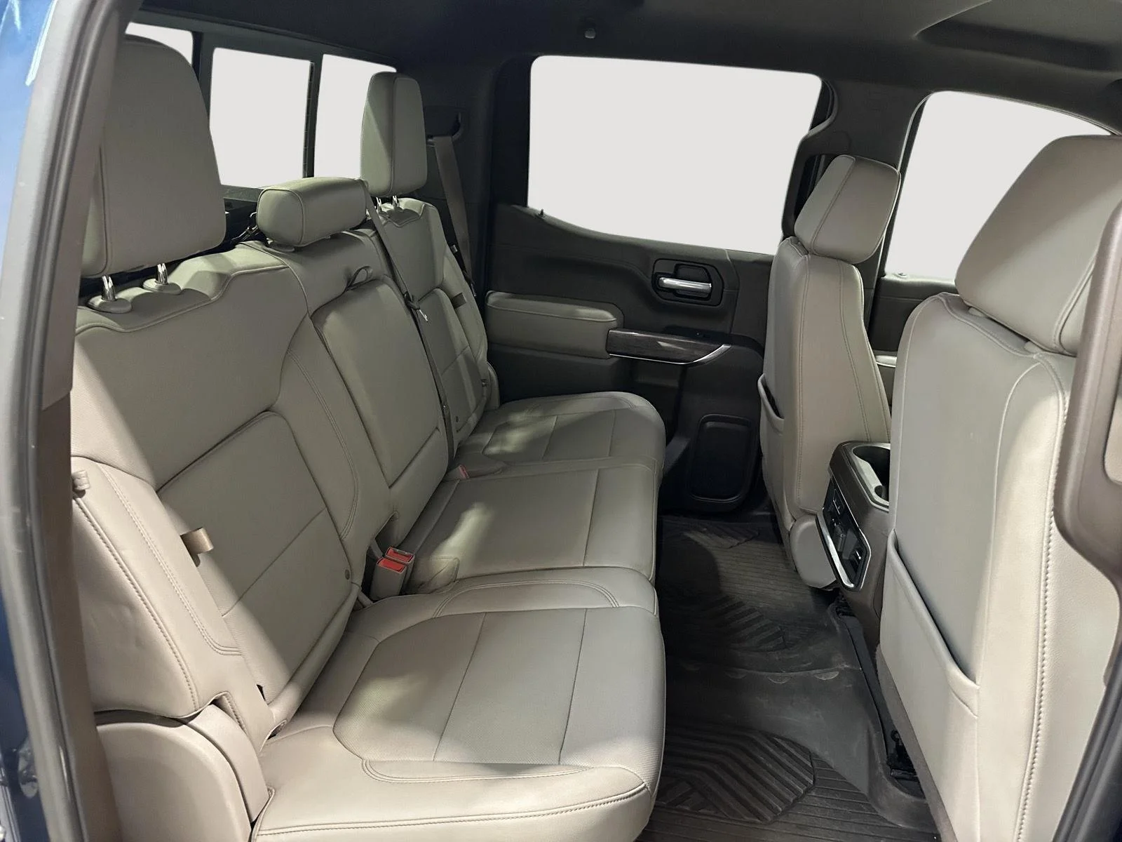 Used 2021 NORTHSKY BLUE METALLIC Chevrolet LTZ image 26