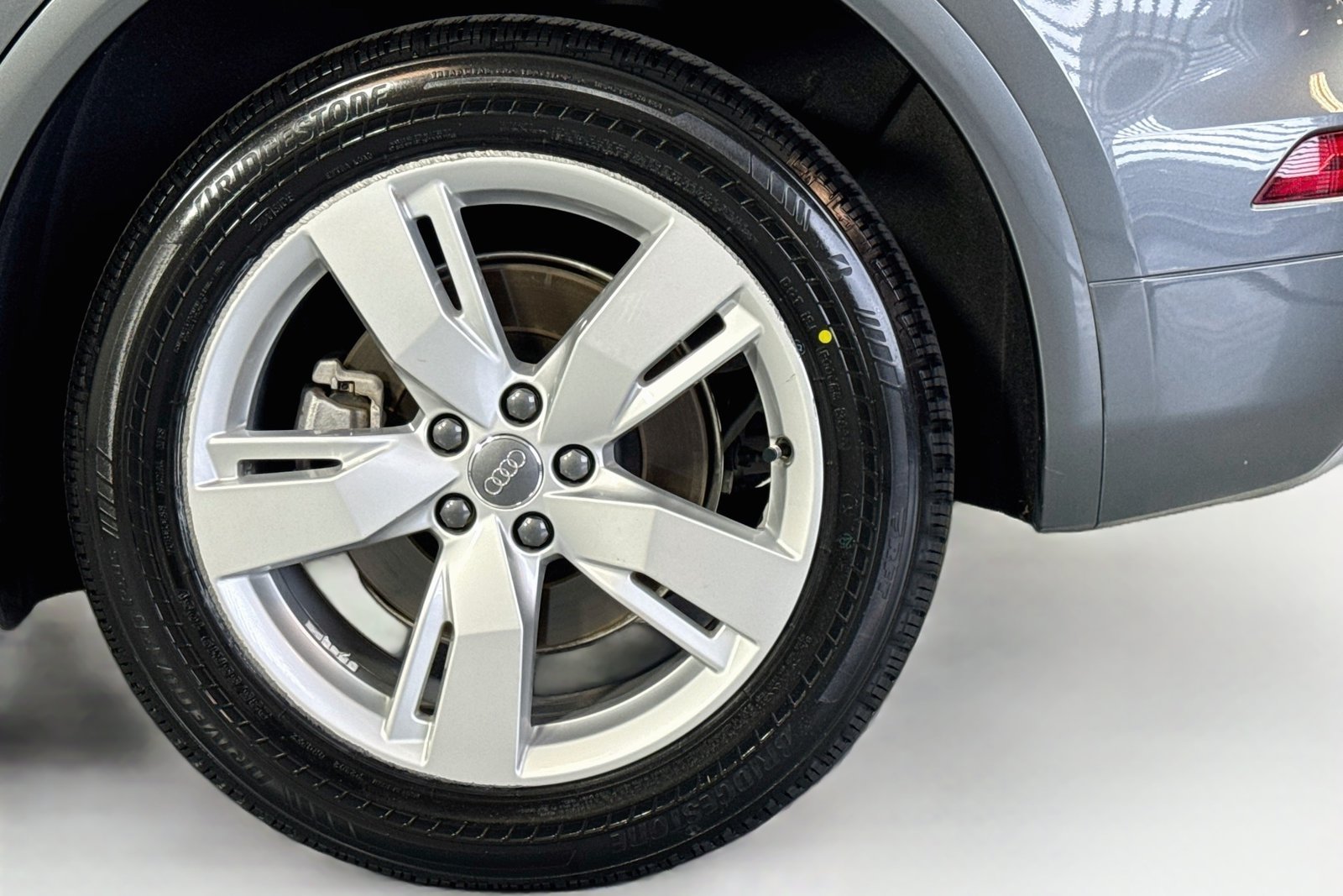 Used 2019 Monsoon Gray Metallic Audi Premium Plus image 30
