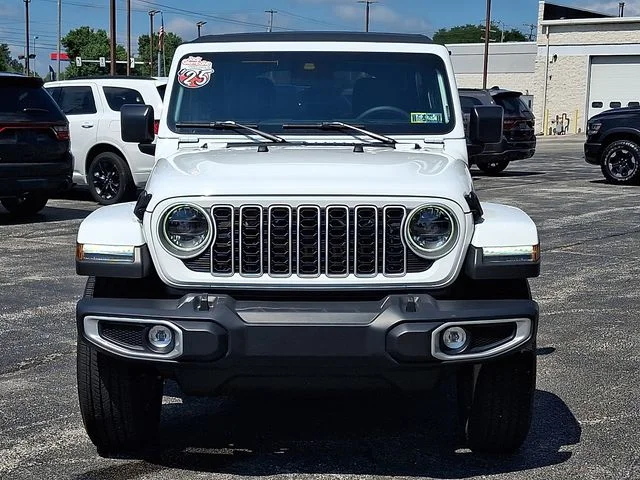 Used 2025 White Jeep Sahara image 7