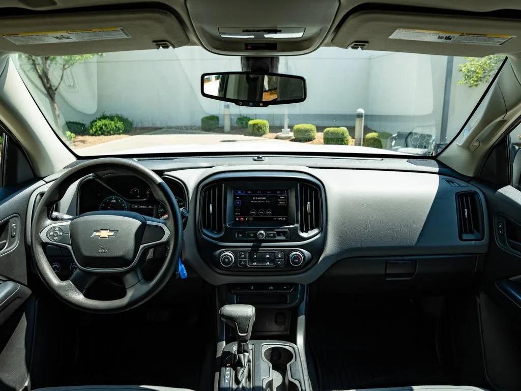 Used 2020 Summit White Chevrolet Work Truck image 4