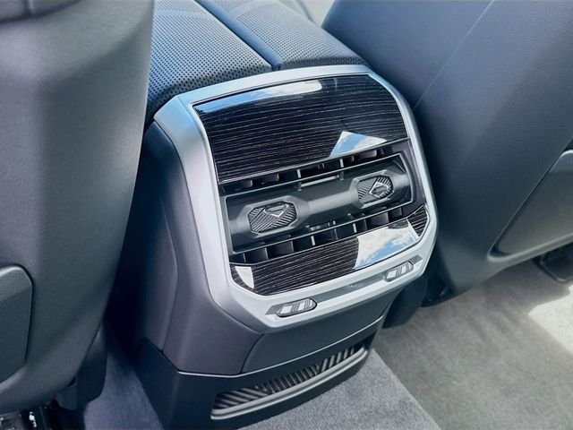 New 2026 Gray BMW 750e xDrive image 20
