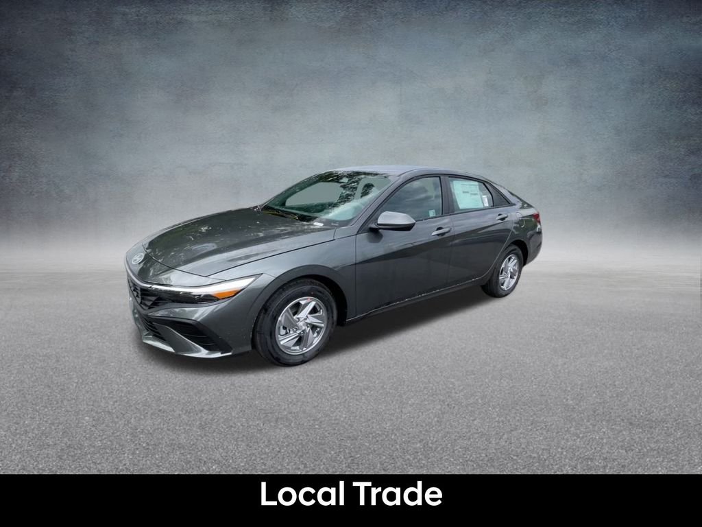 2025 Hyundai Elantra SE - Photo 10