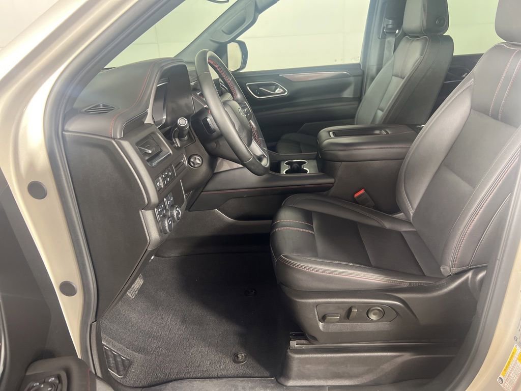 Used 2023 Empire Beige Metallic Chevrolet RST image 15