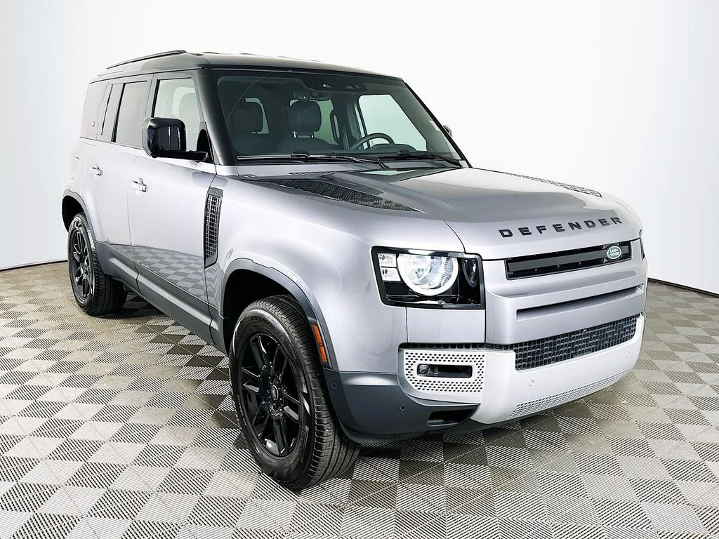 Certified Used 2023 Eiger Gray Metallic Land Rover S image 3
