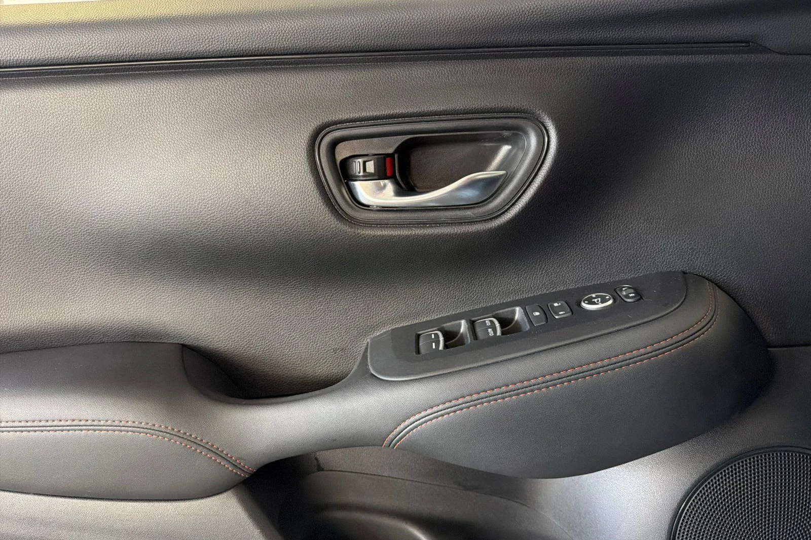 Used 2024  Honda Sport image 15