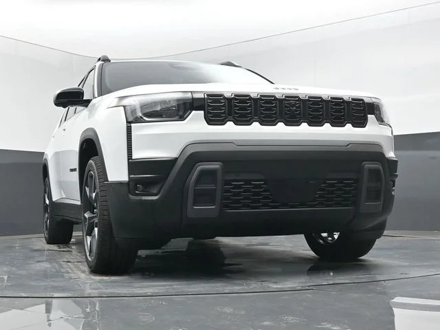 New 2026 Bright White Clear-Coat Exterior Paint Jeep Overland image 49
